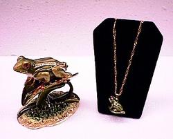 Frog Limoge Style Trinket Box #62367