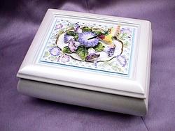Hummingbird Music Box #9027