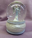 Friendship Angel Musical Waterglobe #74563