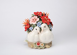 Lovedoves Porcelain Music Box