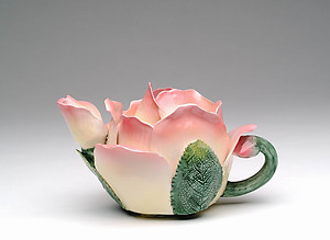 Porcelain Decorative Rose Teapot