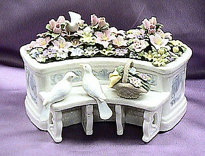 Musical Porcelain Garden Bench with Doves #58012
