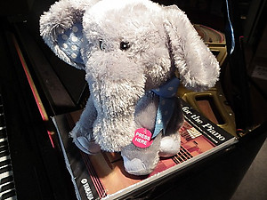 Animated Musical Singing Elephant