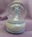Friendship Angel Musical Waterglobe #74563